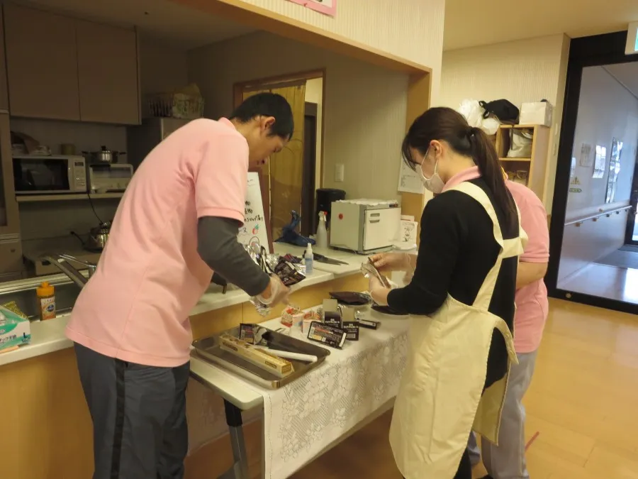 バレンタインにチョコレート作り(^0_0^)